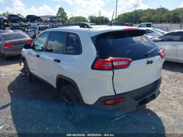 1C4PJLAS3HW607435 Jeep Cherokee Altitude Fwd