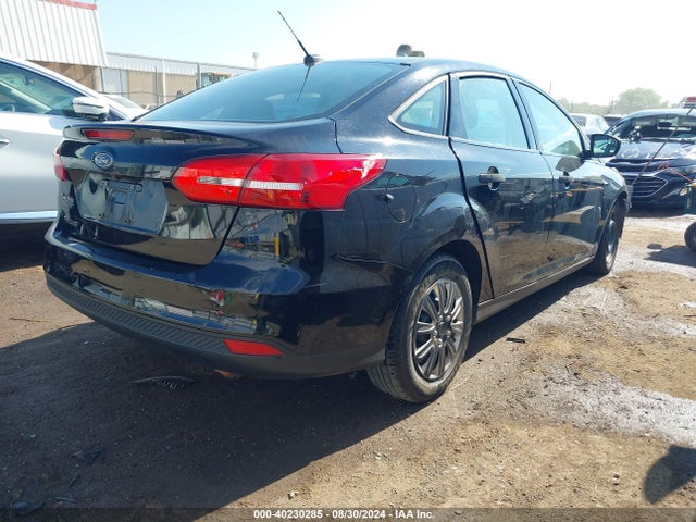 Ford FOCUS S 2018 1FADP3E27JL269868 Image 4