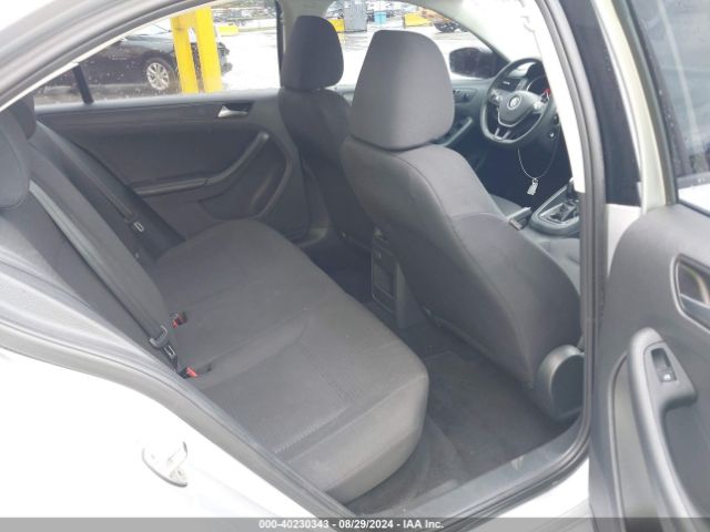 3VW267AJ7GM332383 Volkswagen Jetta 1.4t S