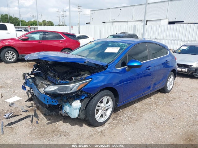 Chevrolet Cruze Lt Auto 2018 3G1BE6SMXJS650809 Image 2