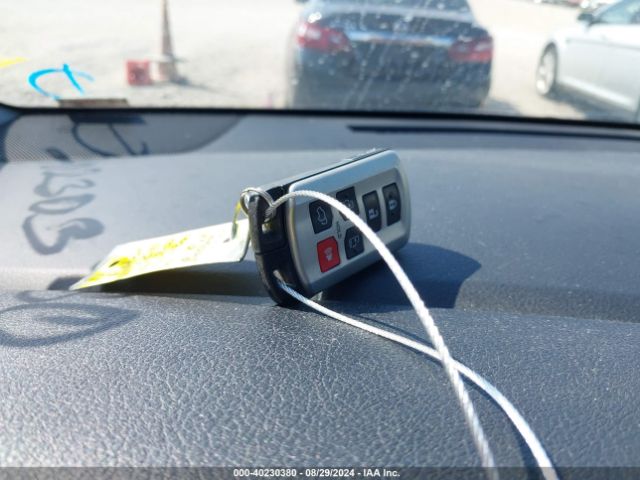 5TDYK3DC3FS643242 Toyota Sienna Xle Premium 8 Passenger