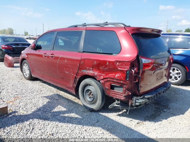 5TDYK3DC3FS643242 Toyota Sienna Xle Premium 8 Passenger