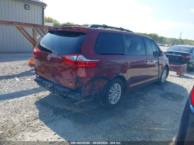 5TDYK3DC3FS643242 Toyota Sienna Xle Premium 8 Passenger