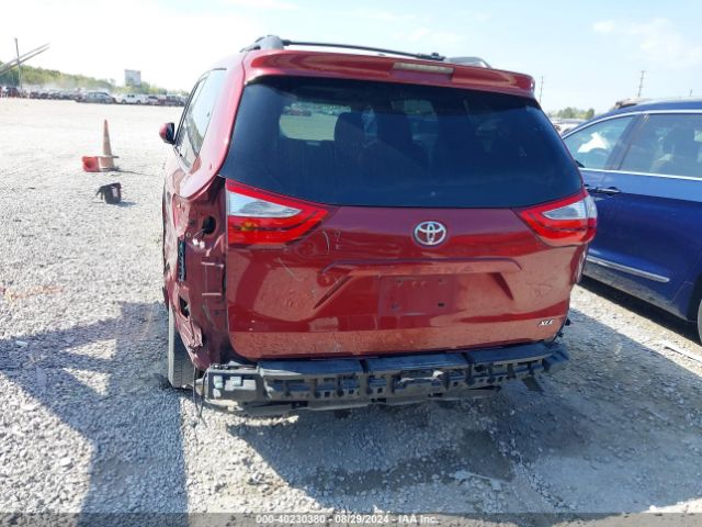 5TDYK3DC3FS643242 Toyota Sienna Xle Premium 8 Passenger