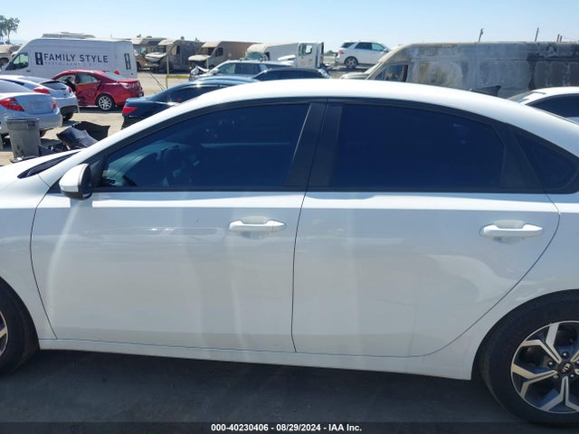 KIA Forte Lxs 2021 3KPF24AD9ME374858 Image 15