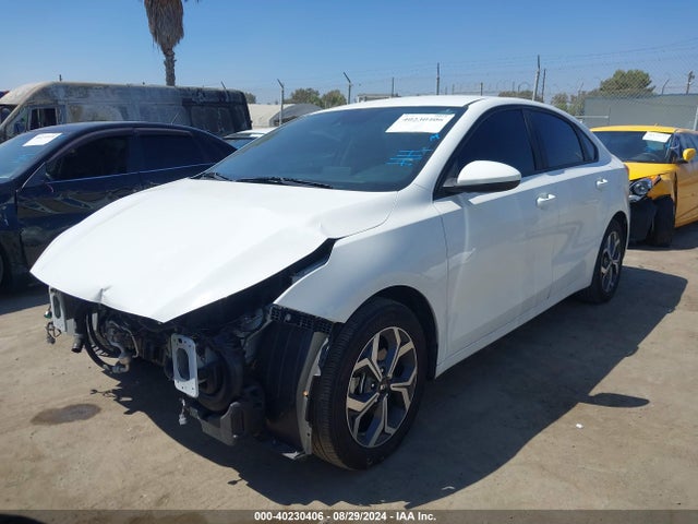 KIA Forte Lxs 2021 3KPF24AD9ME374858 Image 2