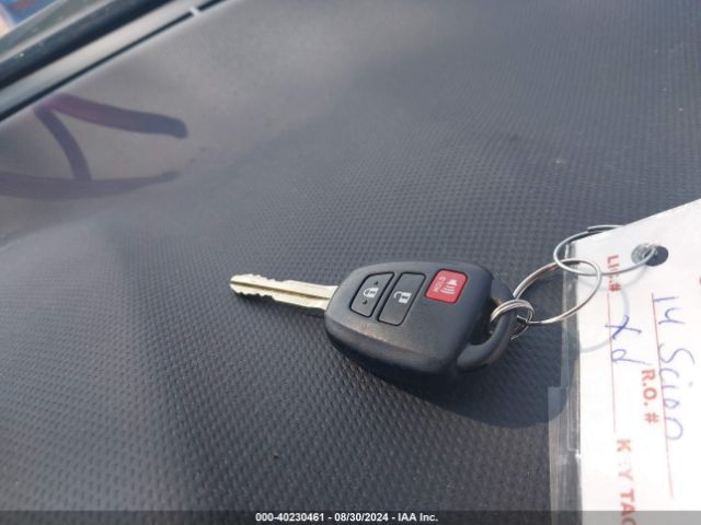 JTKKUPB43E1044364 Scion XD