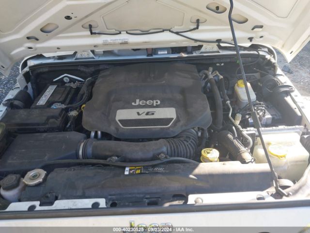 1C4BJWDGXHL690771 Jeep Wrangler Unlimited Sport 4x4