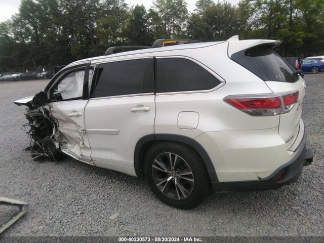 Toyota Highlander Xle V6 2016 5TDKKRFH9GS175388 Image 14