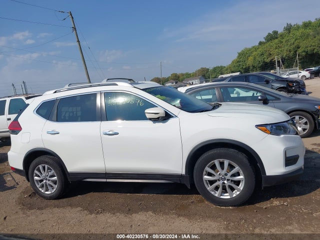 Nissan ROGUE SV 2017 5N1AT2MV3HC730195 Image 13