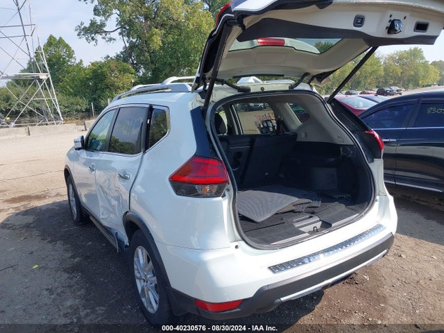 Nissan ROGUE SV 2017 5N1AT2MV3HC730195 Image 3