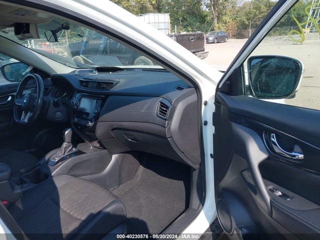 Nissan ROGUE SV 2017 5N1AT2MV3HC730195 Image 5