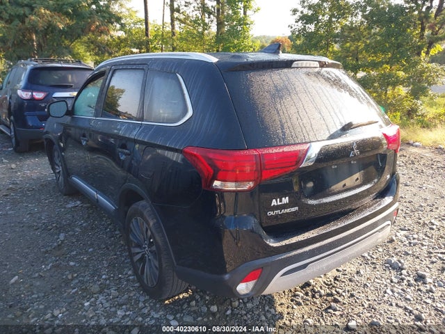 2020 MITSUBISHI OUTLANDER JA4AZ3A3XLZ026930 Photo 2