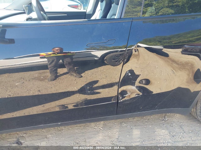 2023 TESLA MODEL Y 7SAYGDEE5PF753712 Photo 5