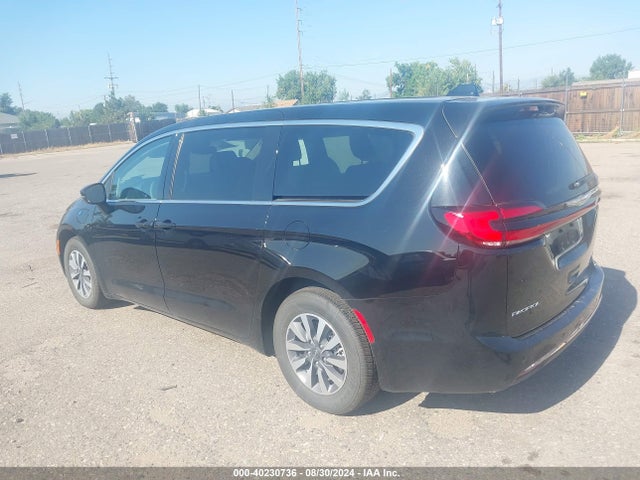 Chrysler Pacifica Hybrid Select 2024 2C4RC1S71RR134579 Image 3