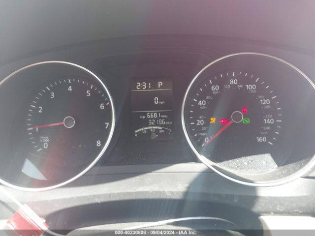 3VWDB7AJXJM217921 Volkswagen Jetta 1.4t Se/1.4t Wolfsburg Edition