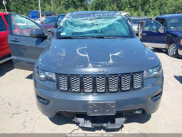 1C4RJFAG1JC256540 Jeep Grand Cherokee Altitude 4x4