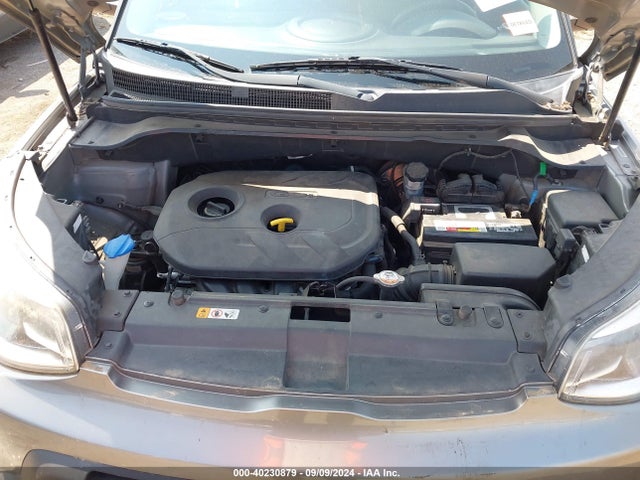 KIA SOUL + 2014 KNDJP3A59E7046503 Image 10
