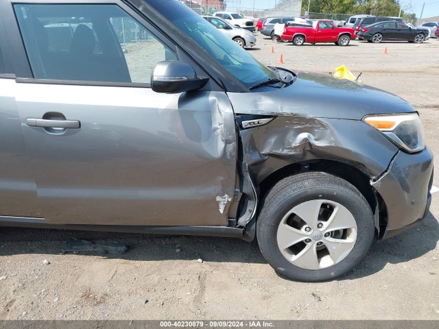 KIA SOUL + 2014 KNDJP3A59E7046503 Image 6