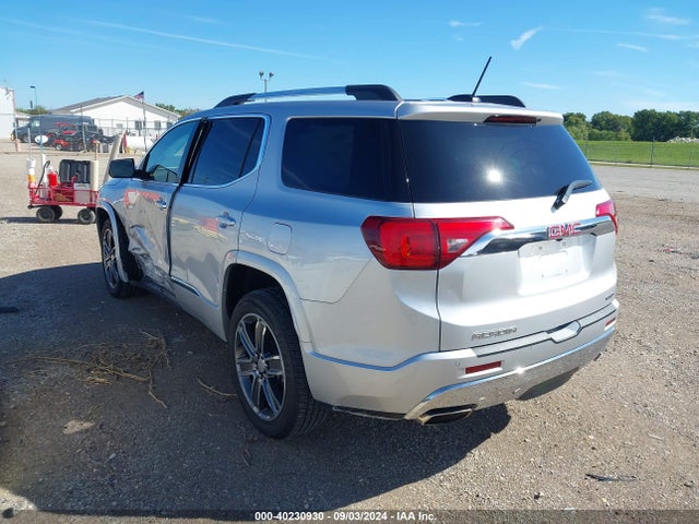 GMC Acadia Denali 2019 1GKKNXLS8KZ184266 Image 3