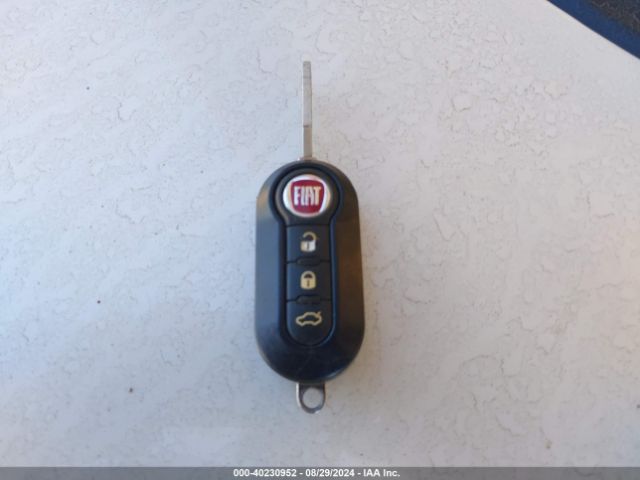 3C3CFFCH4JT359229 Fiat 500 LOUNGE