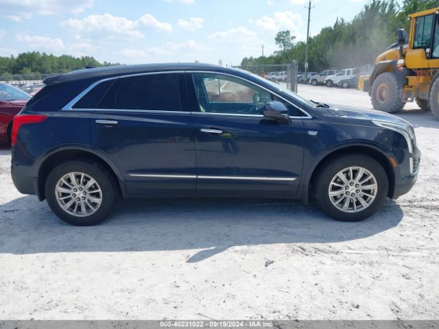 1GYKNARS5HZ277135 Cadillac Xt5 Standard