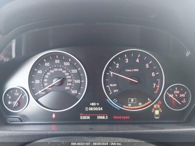WBA8E1G57HNU12990 BMW 320i