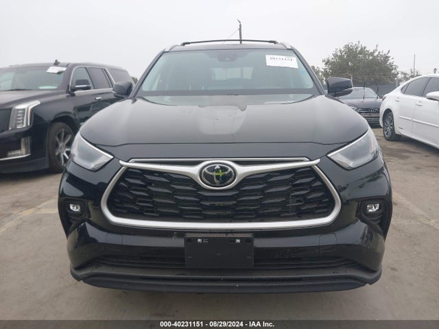 Toyota Highlander Xle 2024 5TDKDRBH1RS558535 Image 13