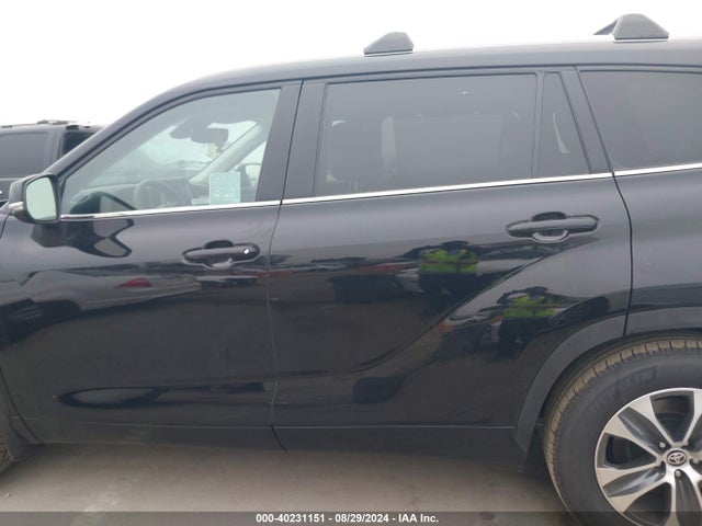 Toyota Highlander Xle 2024 5TDKDRBH1RS558535 Image 15