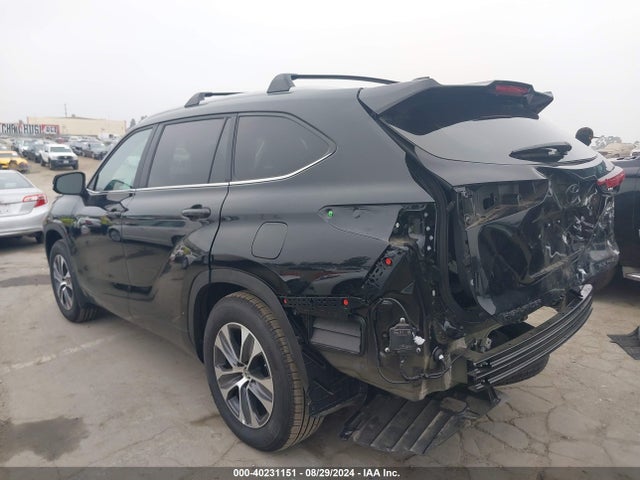 Toyota Highlander Xle 2024 5TDKDRBH1RS558535 Image 3