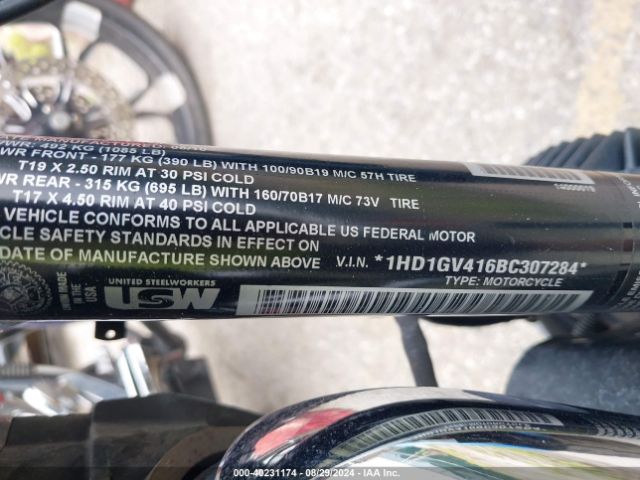 2011 HARLEY-DAVIDSON FXDC 1HD1GV416BC307284 Photo 9