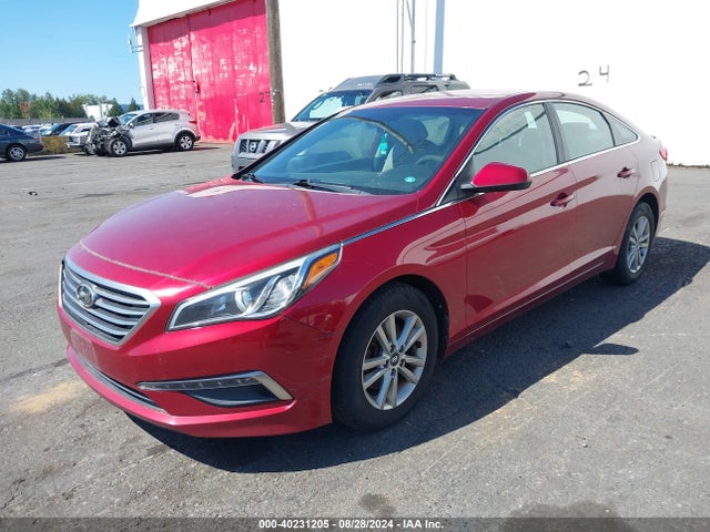 Hyundai SONATA SE 2015 5NPE24AF8FH121381 Image 2