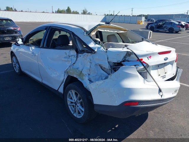 Ford FOCUS SE 2015 1FADP3F29FL343376 Image 3
