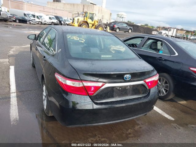 4T1BD1FKXFU164669 Toyota Camry Hybrid Le