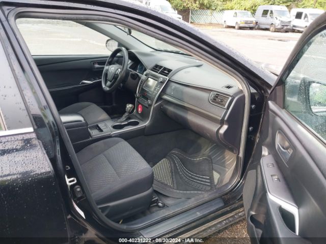 4T1BD1FKXFU164669 Toyota Camry Hybrid Le