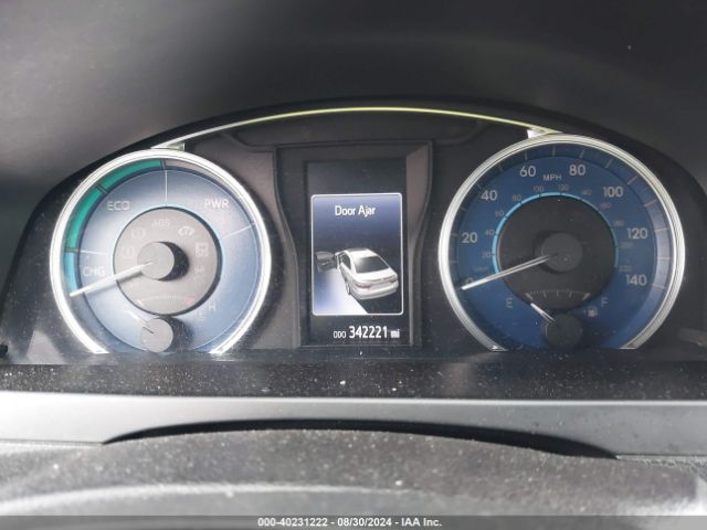 4T1BD1FKXFU164669 Toyota Camry Hybrid Le