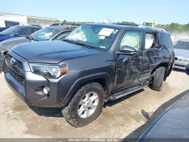 Toyota 4runner Sr5 Premium 2018 JTEBU5JR0J5483237 Image 2