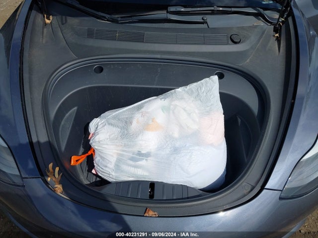 2022 TESLA MODEL 3 5YJ3E1EC0NF262715 Photo 9