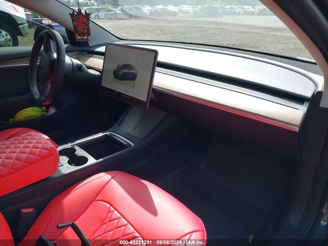 2022 TESLA MODEL 3 5YJ3E1EC0NF262715 Photo 4