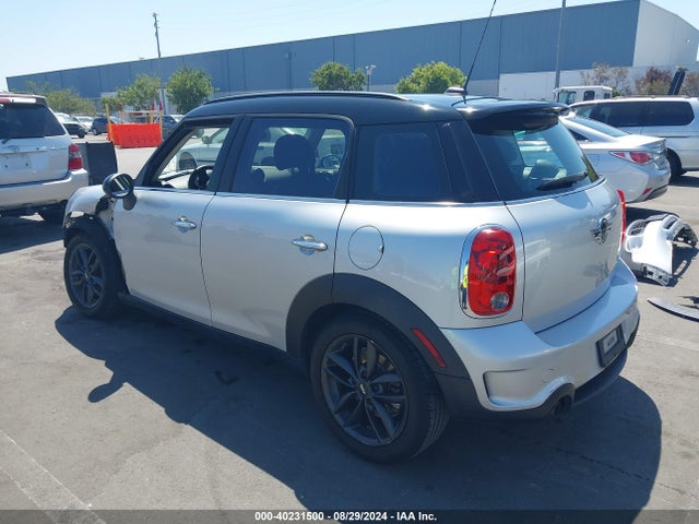 2013 MINI COUNTRYMAN WMWZC3C55DWP22460 Photo 2