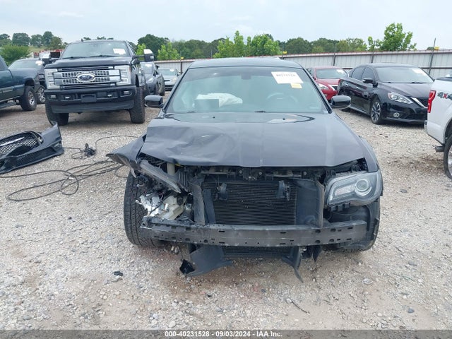 2C3CCABT9JH201849 Chrysler 300 300s