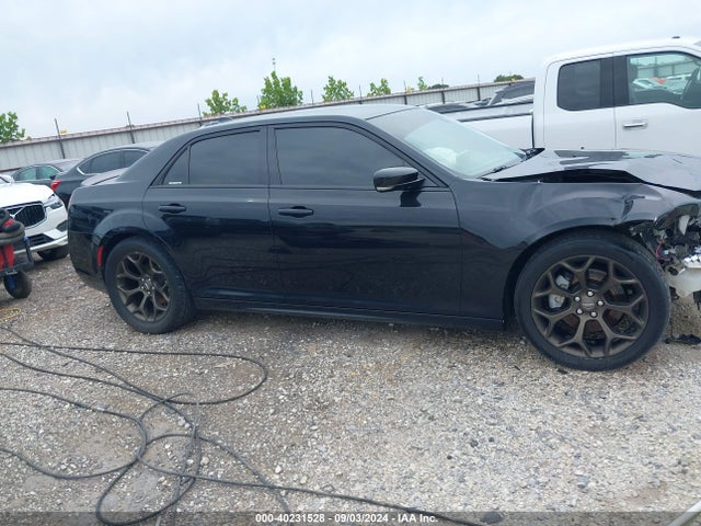 2C3CCABT9JH201849 Chrysler 300 300s