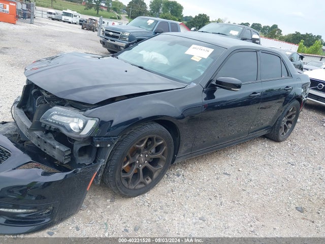 2C3CCABT9JH201849 Chrysler 300 300s