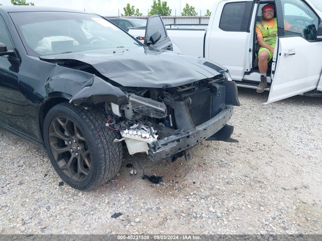 2C3CCABT9JH201849 Chrysler 300 300s