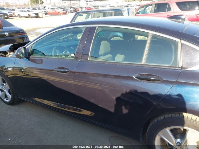 Buick Regal Sportback Preferred 2018 W04GL6SX0J1096589 Image 15