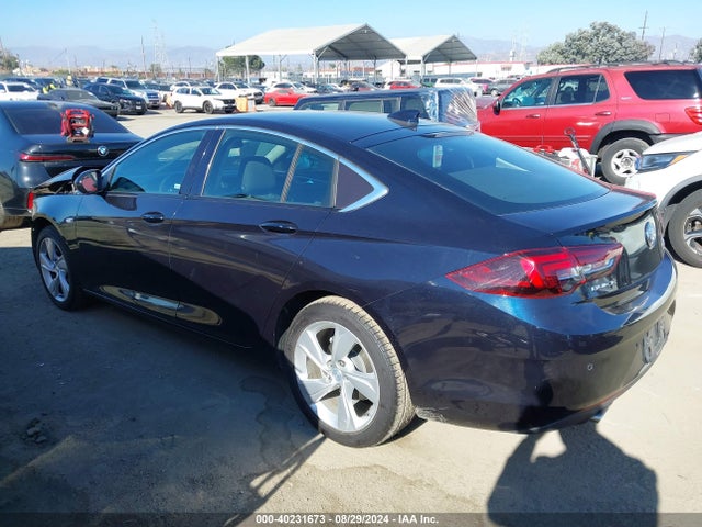 Buick Regal Sportback Preferred 2018 W04GL6SX0J1096589 Image 3