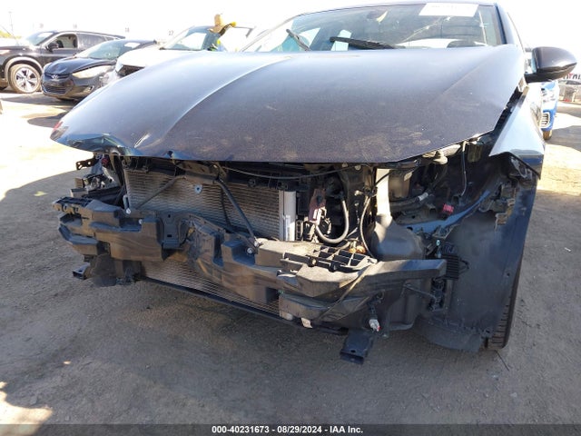 Buick Regal Sportback Preferred 2018 W04GL6SX0J1096589 Image 6