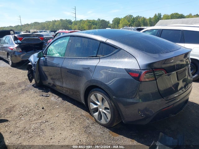 2022 TESLA MODEL Y 7SAYGDEE9NF377559 Photo 2