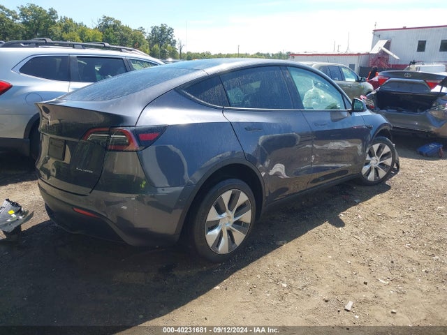 2022 TESLA MODEL Y 7SAYGDEE9NF377559 Photo 3
