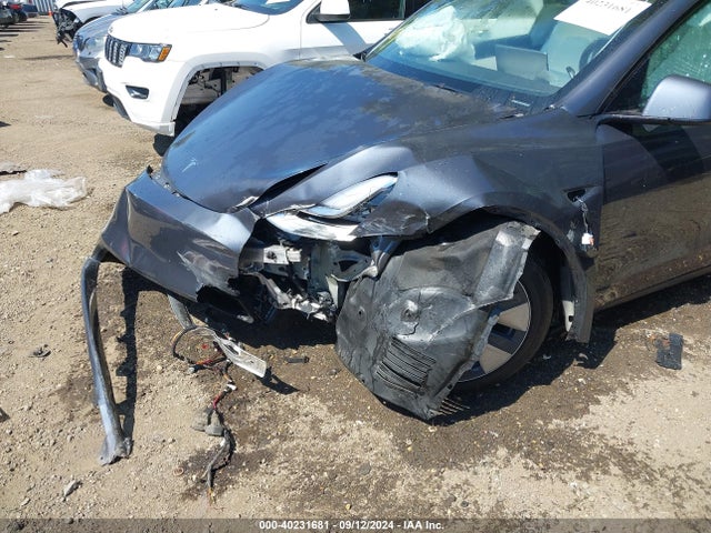 2022 TESLA MODEL Y 7SAYGDEE9NF377559 Photo 5